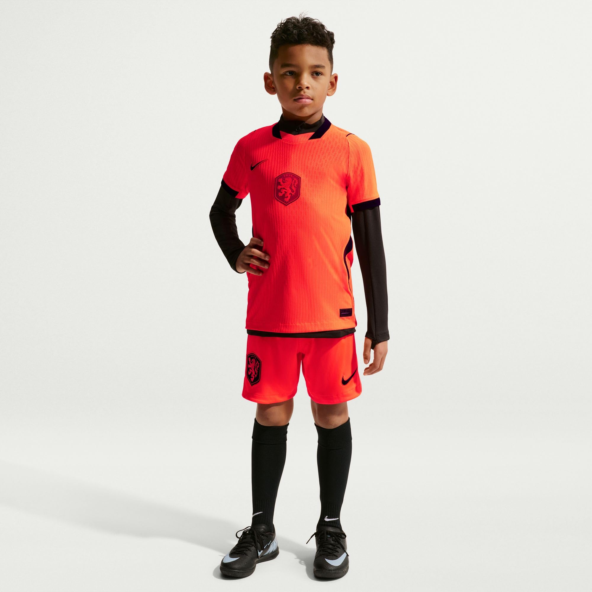 Nike Aero-Fit Authentic IB5056-809 Maglia da Calcio per Bambini più Grandi, per Partite in casa nei Paesi Bassi 2026, Hyper Crimson/Black, IB5056-809, S