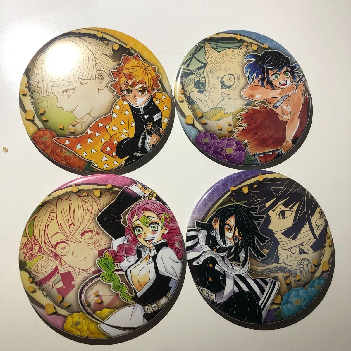 Amazon.co.jp: 鬼滅 吾峠呼世晴原画展 コレクション缶バッジ 第6弾 4点 