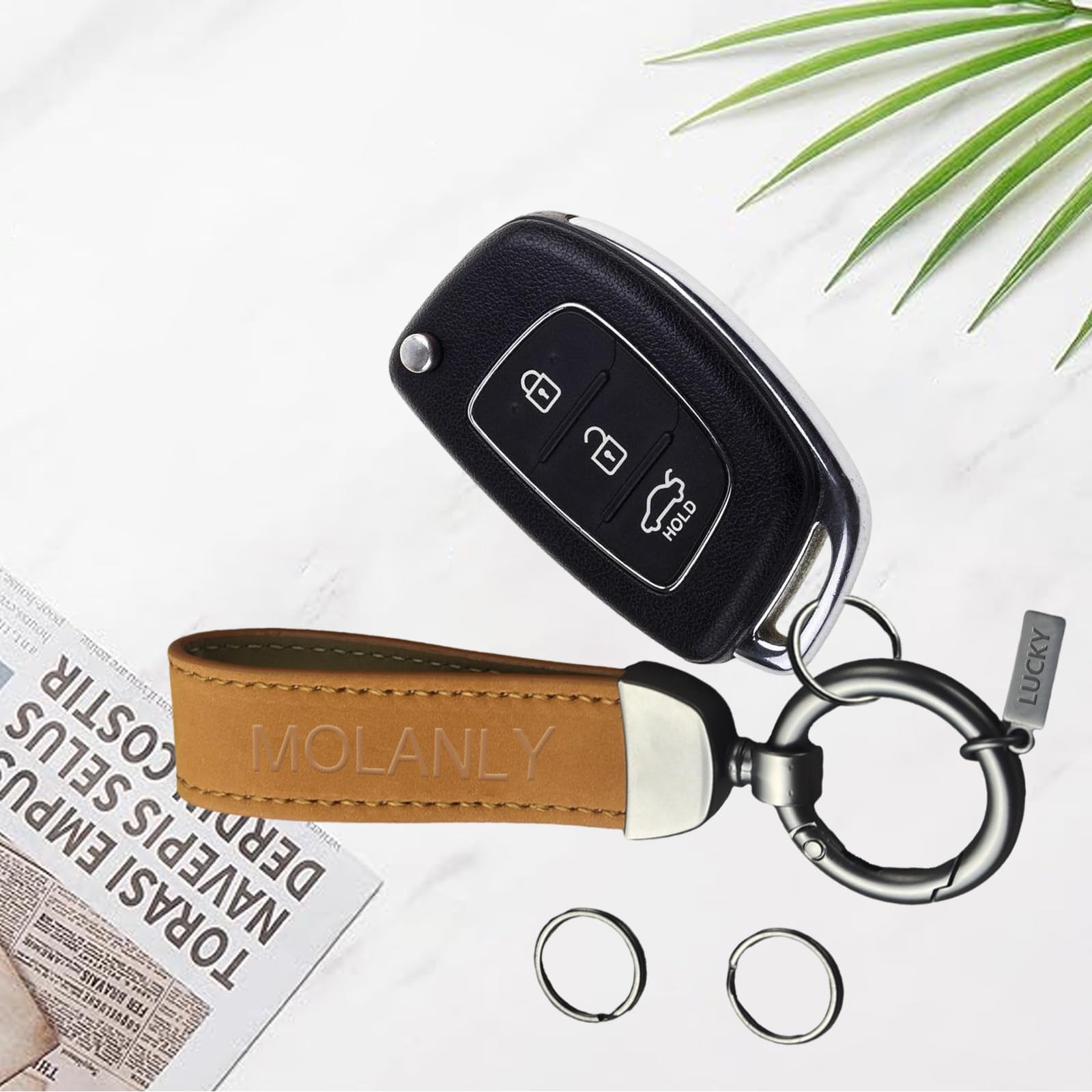 MOLANLY 2-Pack Genuine Leather Car Keychain, Universal Key Fob Key Chain for men, Keyrings Key Ring Holder Birthday Gifts for Men, Men Car Accessories (Black & Brown)