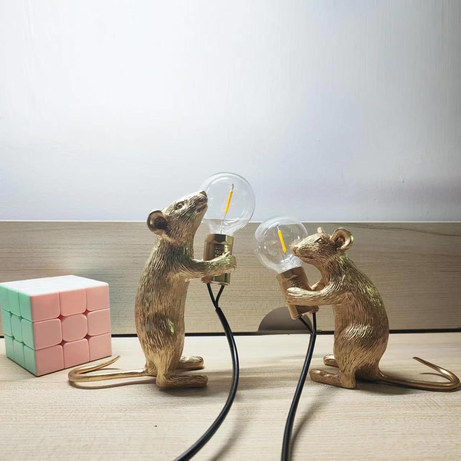 NorDiem Modern Cute LED Resin Animal Mouse Table Lamp Art Mouse Children's Bedside Gift Desk Lights Small Mini Mice lamp(Gold Standing)