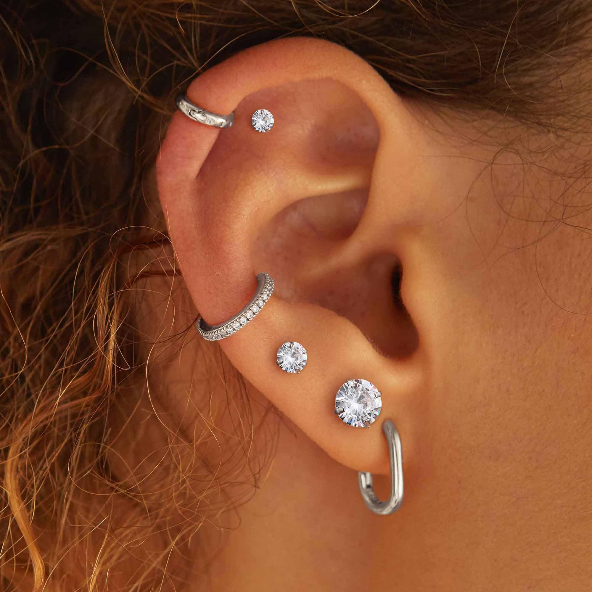 LOLIAS 6-7Paia Orecchini Acciaio Chirurgico per Donna Uomo Orecchini Punto Luce Piercing Trago Zirconi Cubici Orecchini a Bottone Anallergico Cartilagine Piercing All'orecchio