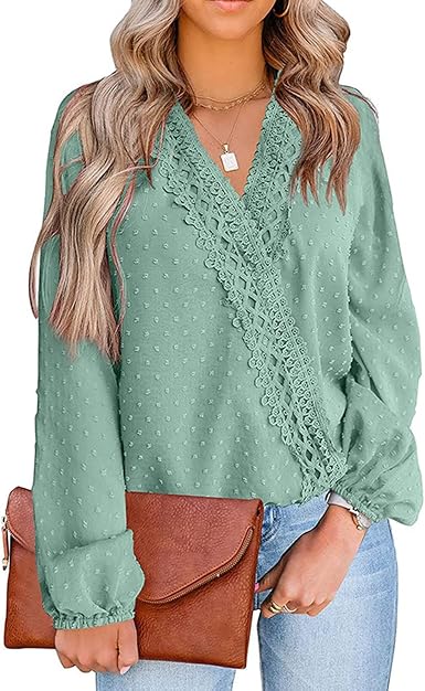 Amazon.com: Camisas de manga larga para mujer, camisas casuales de cuello  en V sólidas, cómodas y elegantes, blusas de gasa, estilo vintage con  encaje estético : Deportes y Actividades al Aire Libre