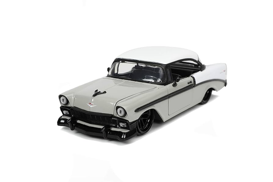 Bigtime Muscle 1:24 1956 Chevy Bel Air Die-cast Grey White
