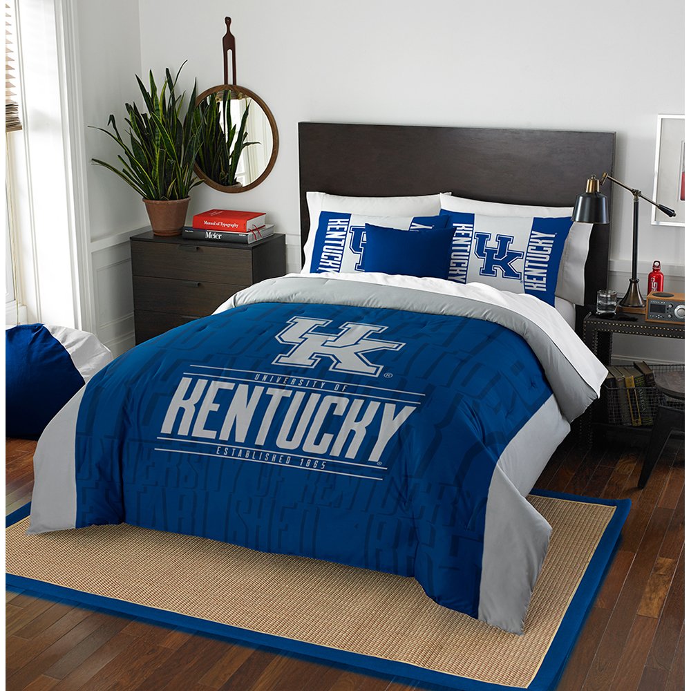 Northwest Offiziell Lizenziertes NCAA Kentucky Wildcats Modern Take Full/Queen Tröster und 2 Kissenbezüge.