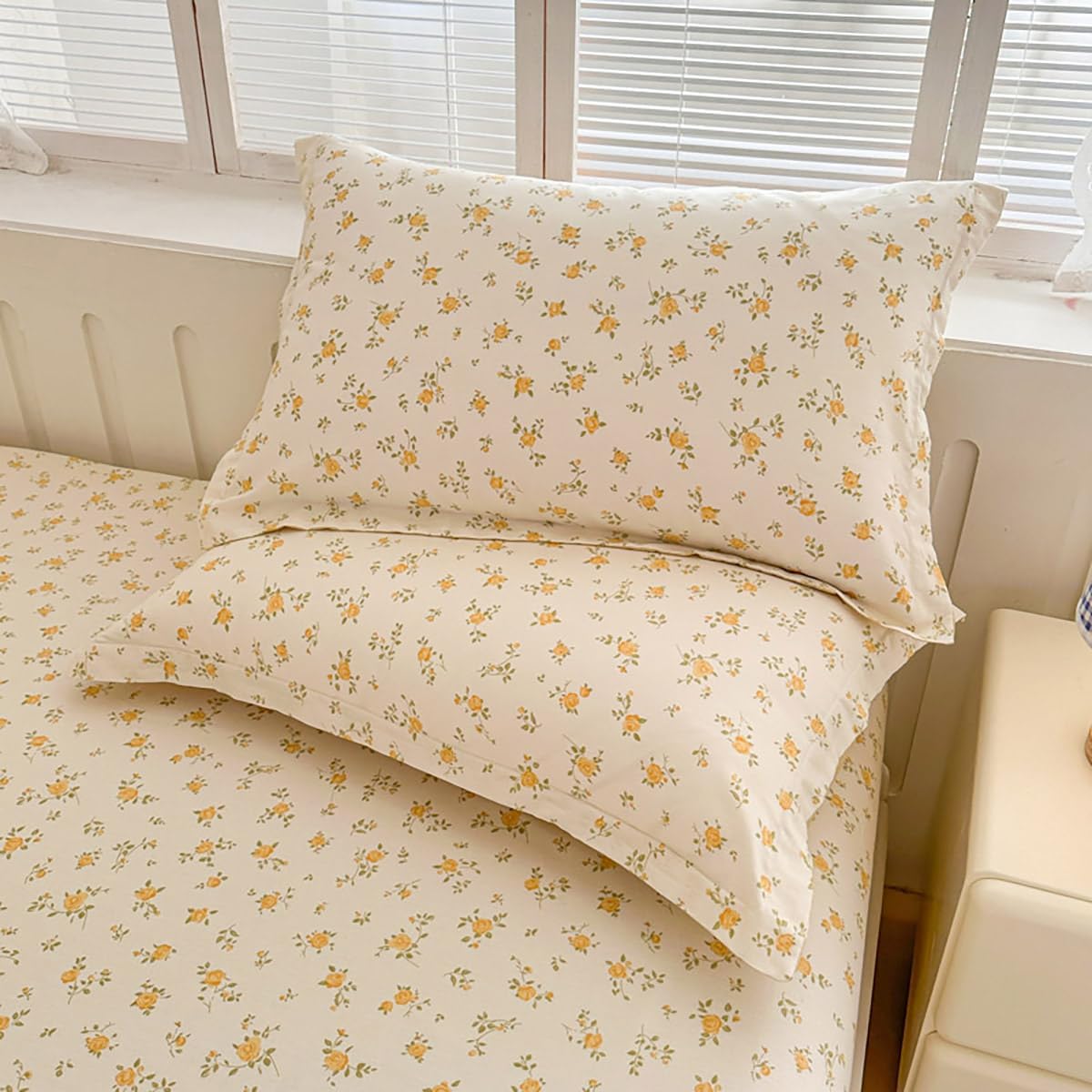 Yellow Queen Comforter Set - Orange Floral Comforter Set Queen Size, Quilt Bedding Set 3 Pieces, Soft & Lightweight Comforter(90‘’ x 90‘’) & 2 Pillowcases(30‘’x20‘’) - Image 6