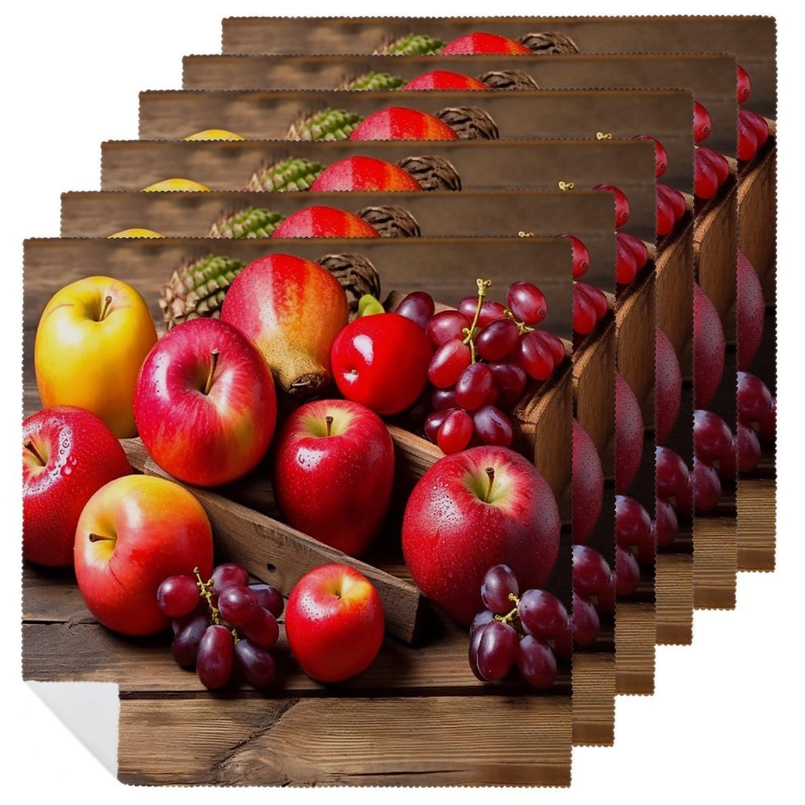 Servilletas de tela reutilizables y muy absorbentes de frutas sobre madera