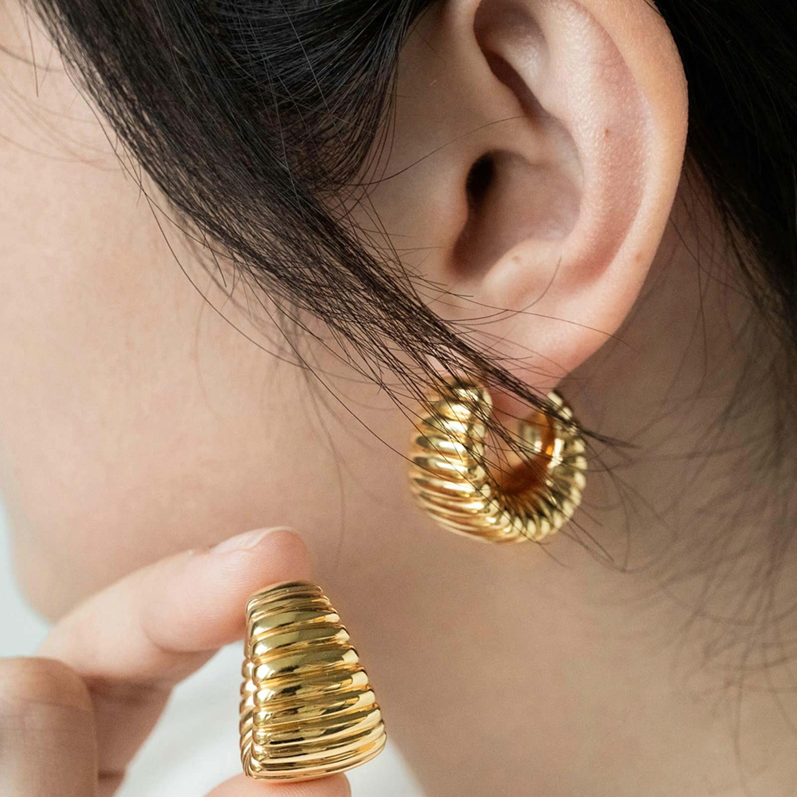 KnSam Złoto 18K 750 Creole Hoop prawdziwa biżuteria, damskie kolczyki w paski Hoop, kolczyki bezniklowe żółte złoto Au750
