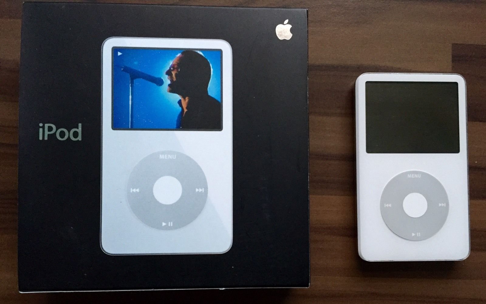 Apple iPod 30GB ホワイト Apple iPod 30GB White Blanco - Reproductor MP3 (30 GB, Blanco