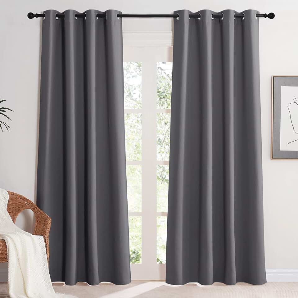 KGORGE Rideau Occultant - Rideaux Thermique Isolant Anti UV, Lot de 2 Rideaux Opaque Draperies Intérieurs Decoration pour Maison Chambre Fenetre avec Œillets, 140x220 cm