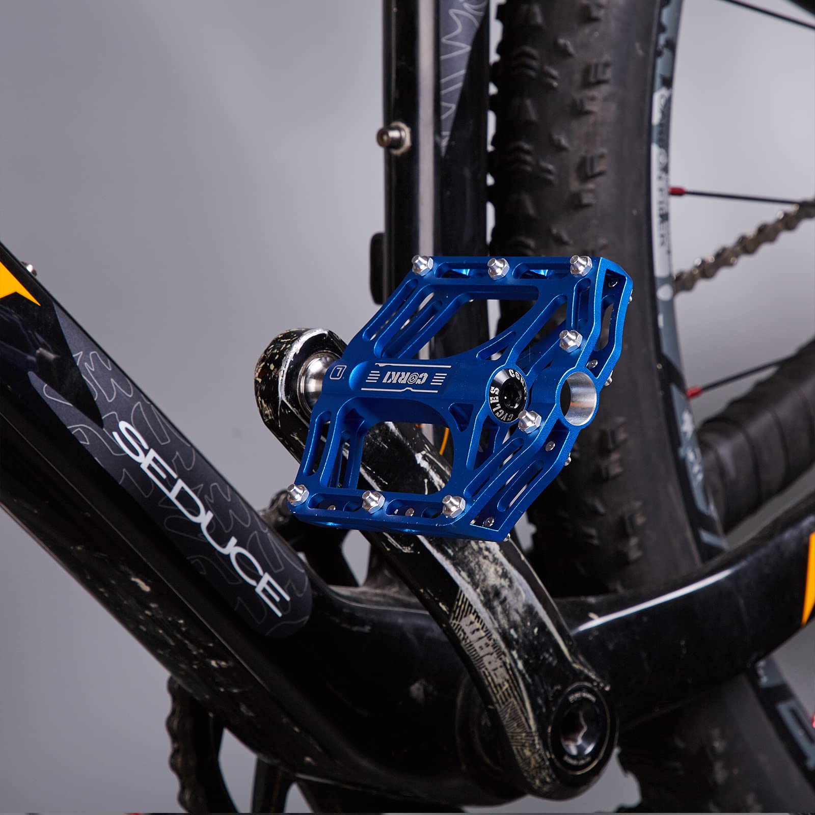 Amazon | Corki Cycles 自転車用ペダル TOPO チタン フラット