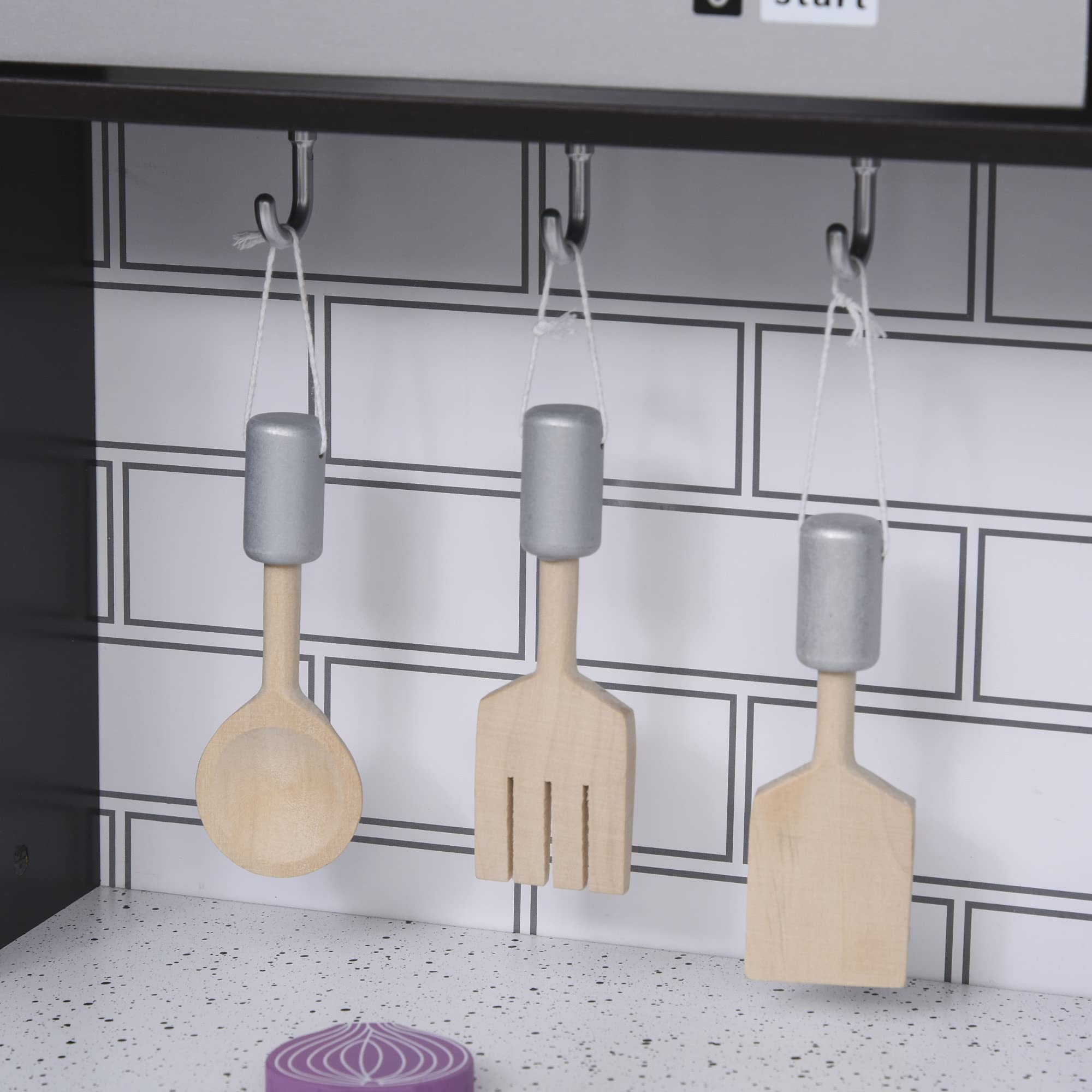 HOMCOM Cucina Giocattolo per Bambini 3+ Anni, in Legno, Argento Marrone | 14 Accessori, Forno, Lavandino, Frigo e Microonde, 86x64x84.5cm