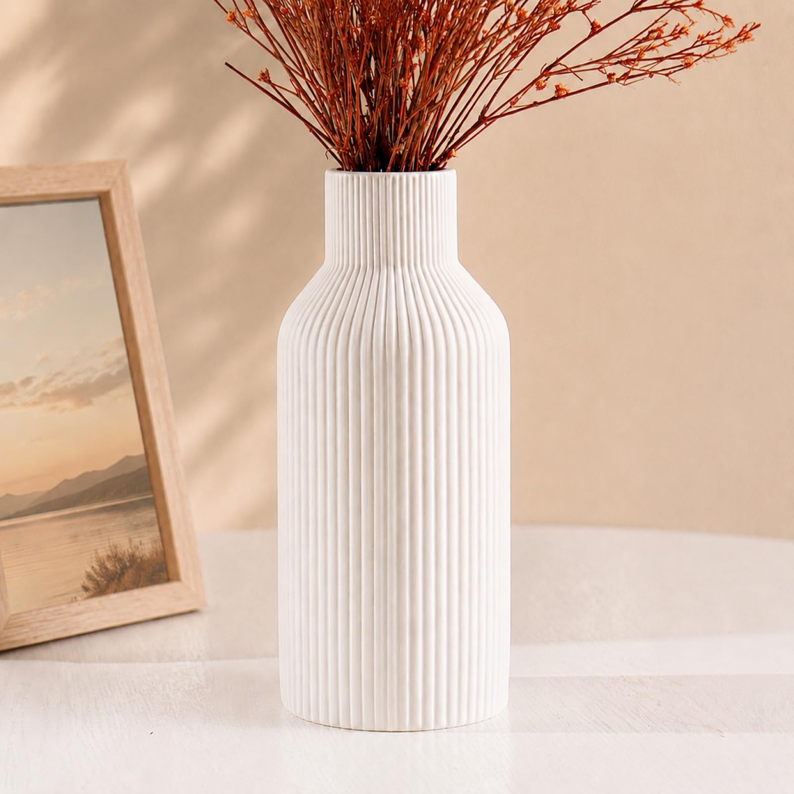 Vase en céramique, 20 cm de Haut, Motif Herbes de la Pampa. Petit Vase décoratif pour Table, étagère, cheminée, entrée ou Centre de Table. Style bohème Simple et Moderne, Blanc