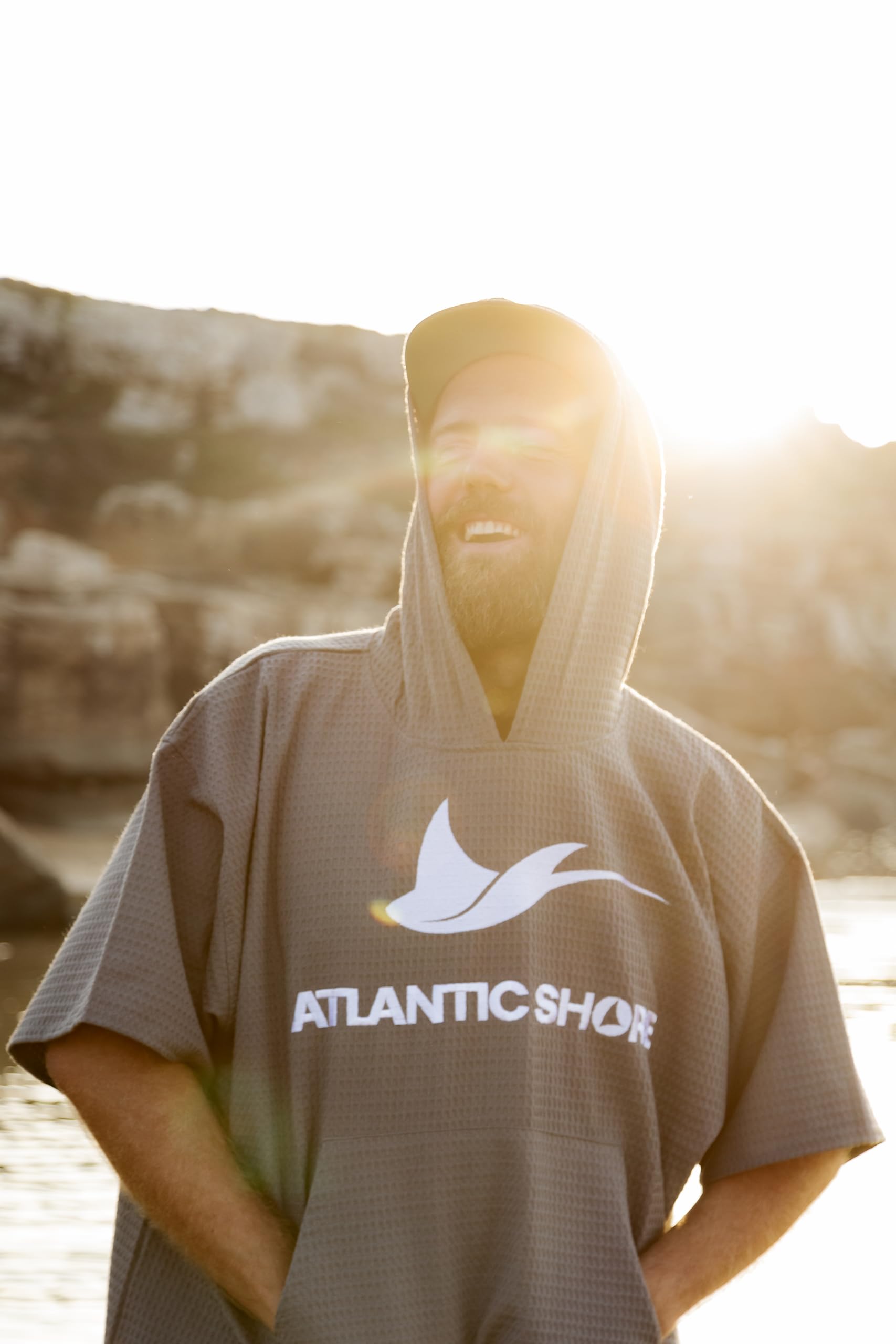 ATLANTIC SHORE | Surf Poncho | Travel Edition aus 100% Baumwolle (Waffelpiqué) | Unisex | Travel für Erwachsene
