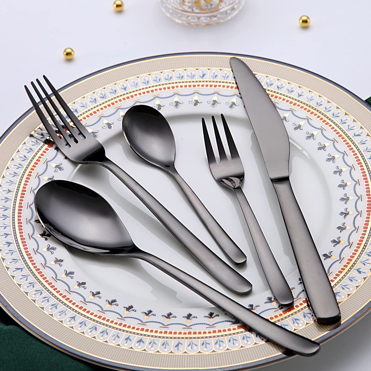 Berglander Black Silverware Set 30 Pezzi, Robusto Acciaio Inossidabile Con Placcatura In Titanio Nero Set Posate Antiruggine, Forchette E Cucchiai Lavabili In Lavastoviglie