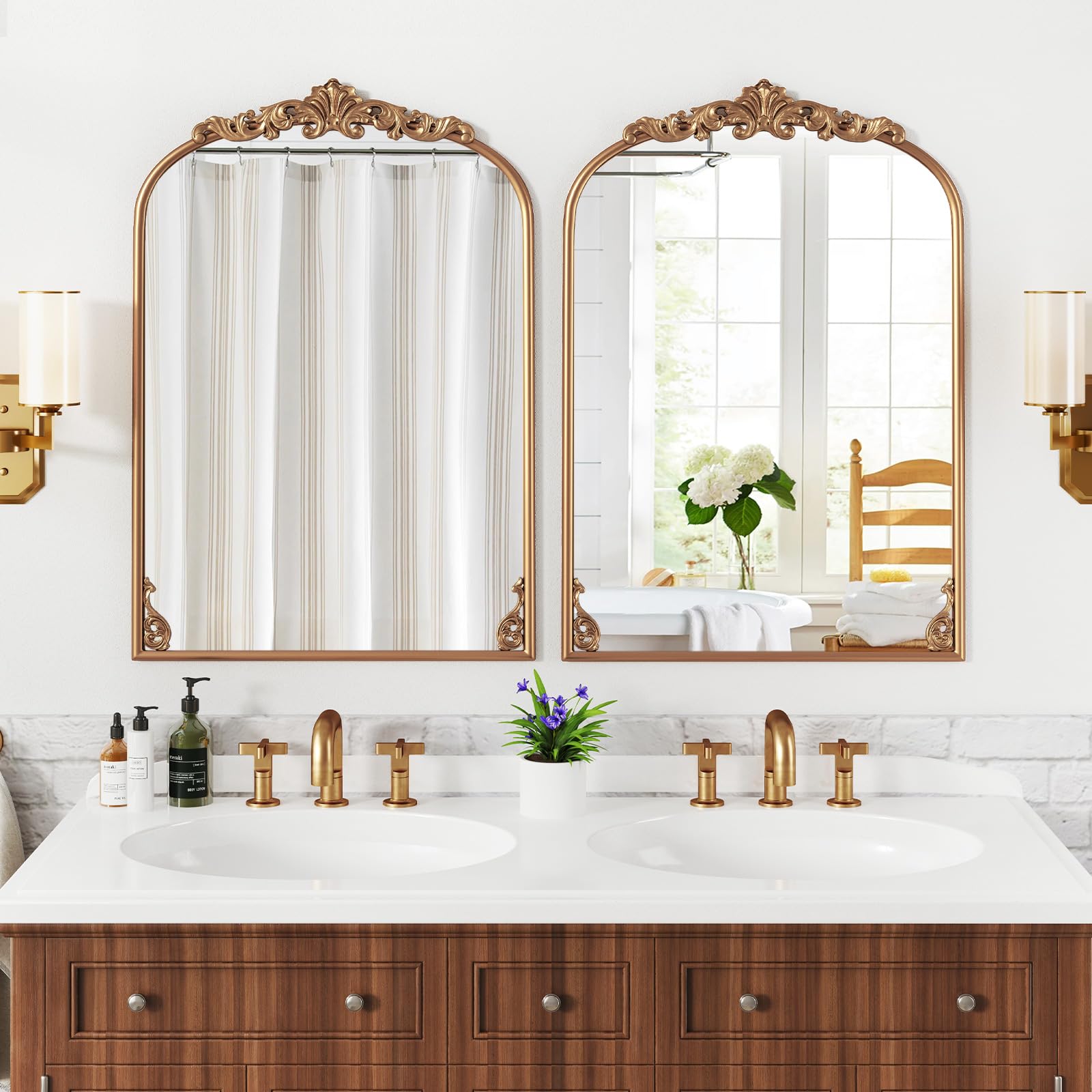 COSTWAY Miroir Mural Arch, Cadre en Métal, Grand Miroir Mural Baroque pour Salon Chambre Entrée, Réflexion HD, 2 Crochets de Suspension, Installation Facile (95 x 66 cm)