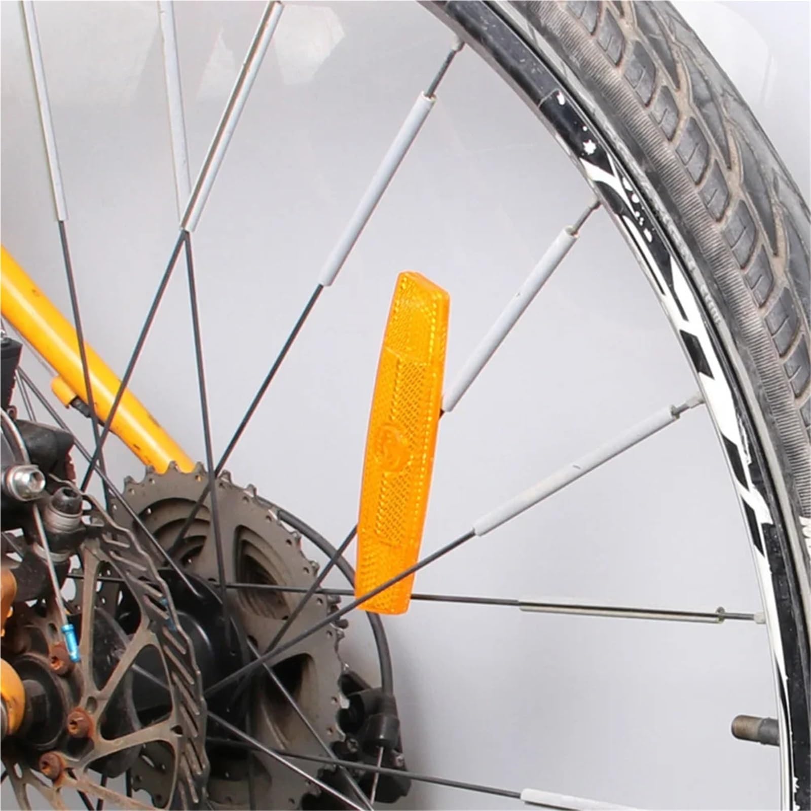 Réflecteurs de vélo 30 pièces réflecteur de vélo réflecteur de rayon jaune/blanc rayon de sécurité de vélo for vélo(WHITE)