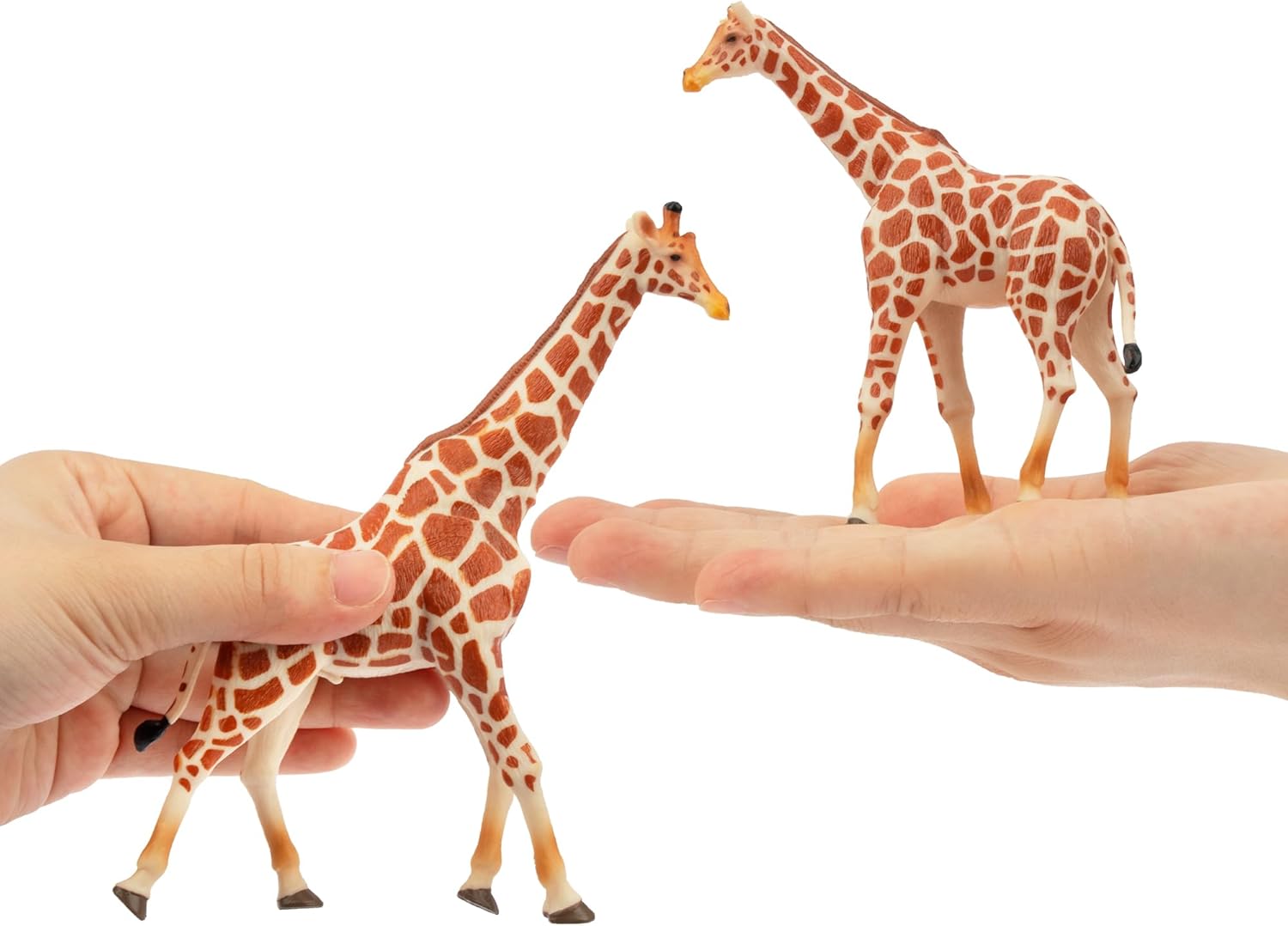 Toymany 4PCS Realistic Giraffe Figurines with Giraffe Cub, 2-6" Plastic Jungle Animals Figures Family Playset Includes Baby, Educational Toy Cake Toppers Christmas Birthday Gift for Kids