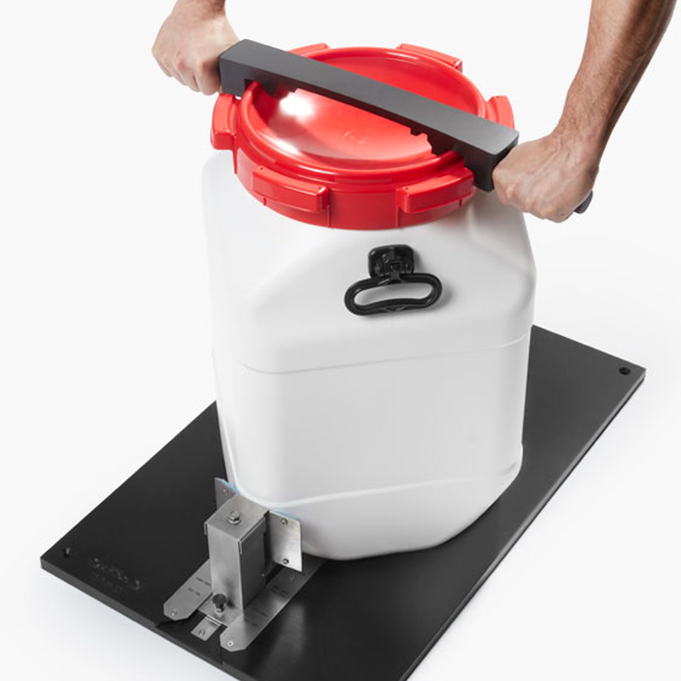 Fût carré 66L avec poignées Blanc et Rouge (CurTec) - Sunbox/ 7466