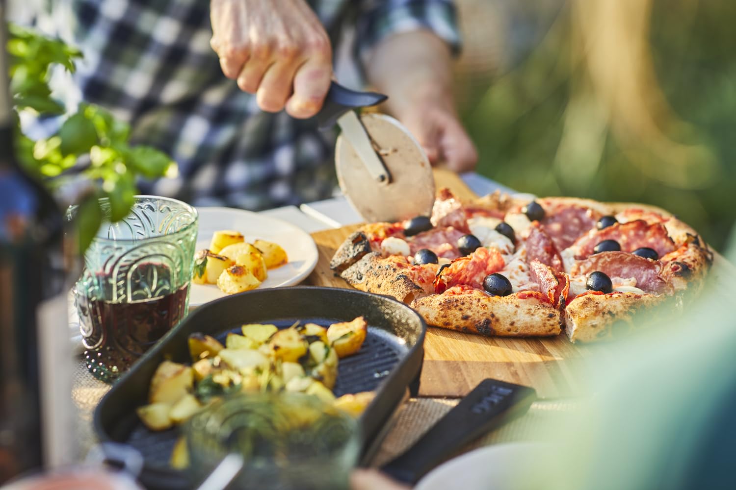 Ooni Pelle à Pizza en Bambou 14" (35 cm) – Planche à Découper et de Service pour Pizza, Surface Antiadhésive Légère, Compatible avec les Fours à Pizza Ooni