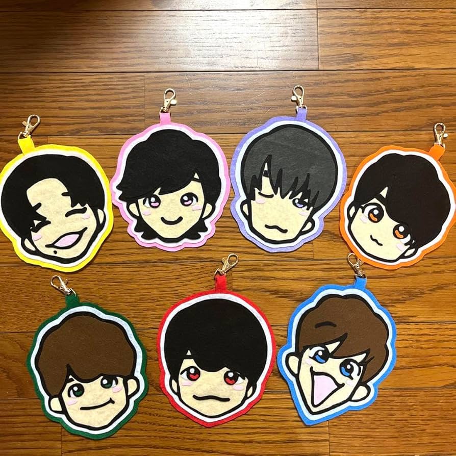 Amazon.co.jp: なにわ男子 7人風 推しフェルト小さめサイズ