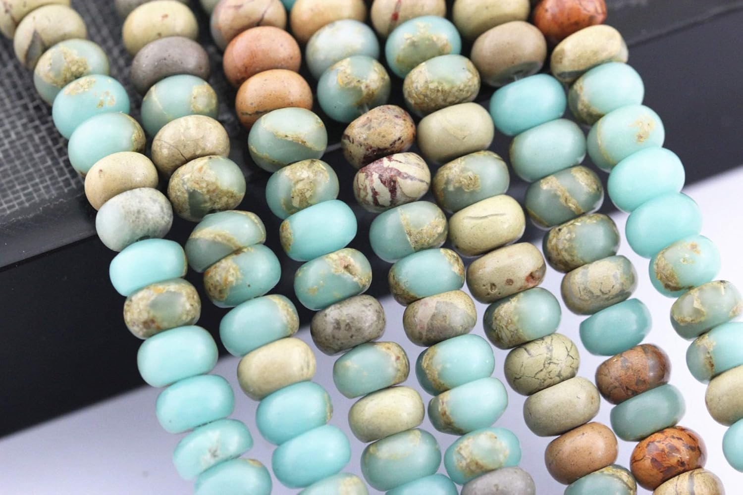 JM Design Snake Skin Jasper Smooth Polished Rondelle Shape Loose Gemstone Beads Size 4x6mm 15.5 inch Strand for Jewelry Making, Arts and Craft