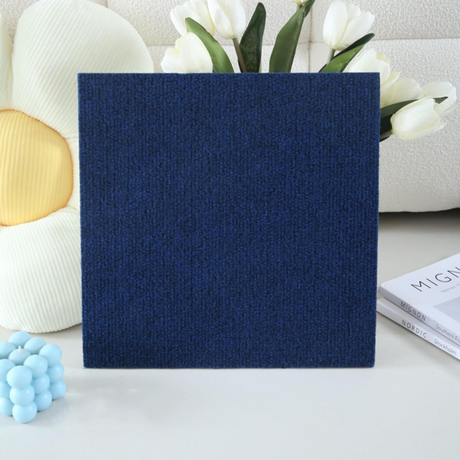 Dalles de moquette auto-adhésives 12 x 12 pouces, dalles de sol auto-adhésives résidentielles, à décoller et à coller, antidérapantes, faciles à nettoyer for la maison, tapis d'épissure 12 pièces(Blu)