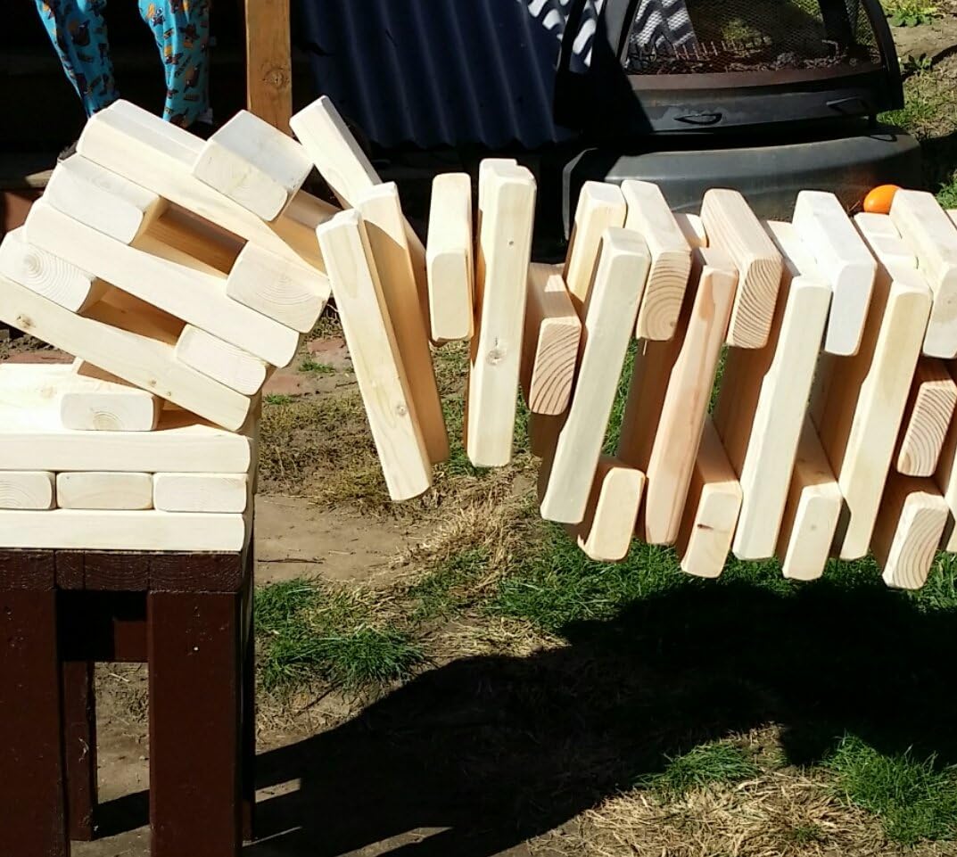 Tumblerz-Giant with Crate Table