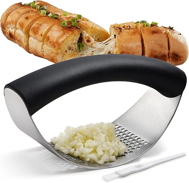 CLOVE Garlic Press Rocker, Wide Handle Garlic Crusher, Extra Sturdy Garlic Chopper Mincer, Premium 18/10 Stainless Steel Garlic Grinder Grater Cutter Ginger Masher Dishwasher Safe w Mini Brush