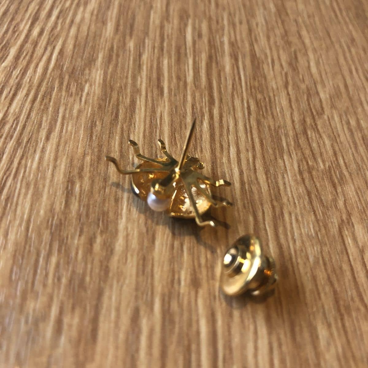 Amazon.co.jp: てんとう虫 ピンブローチ ピンバッジ パール 黒