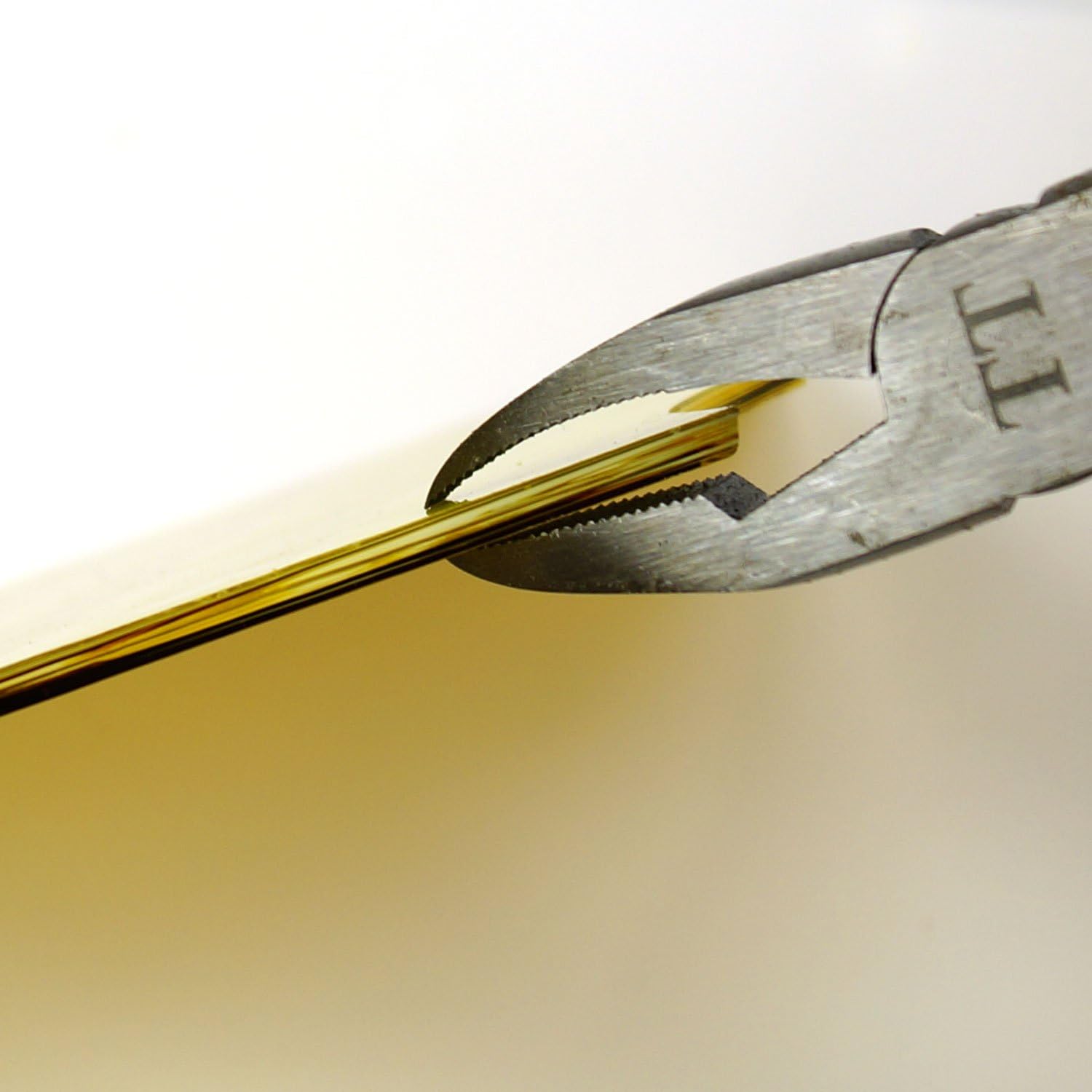 Top Tools Breaking Pliers