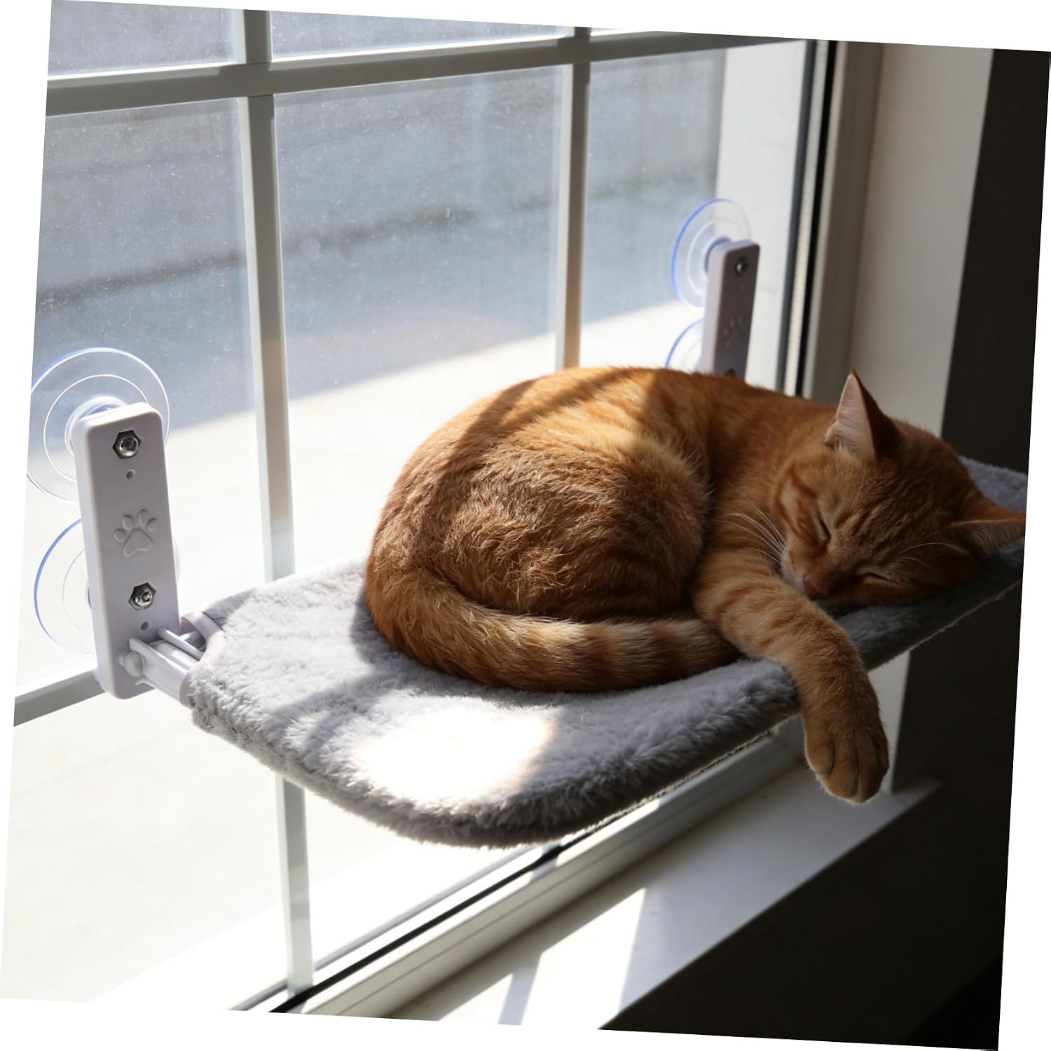Cat Window Perch Hammock Featuring Reliable Suction Cups, Soft Plush Imitation Rabbit Fur Fabric, Easy Installation, Space-Saving Design for Indoor Sunbathing and Lounging Cats