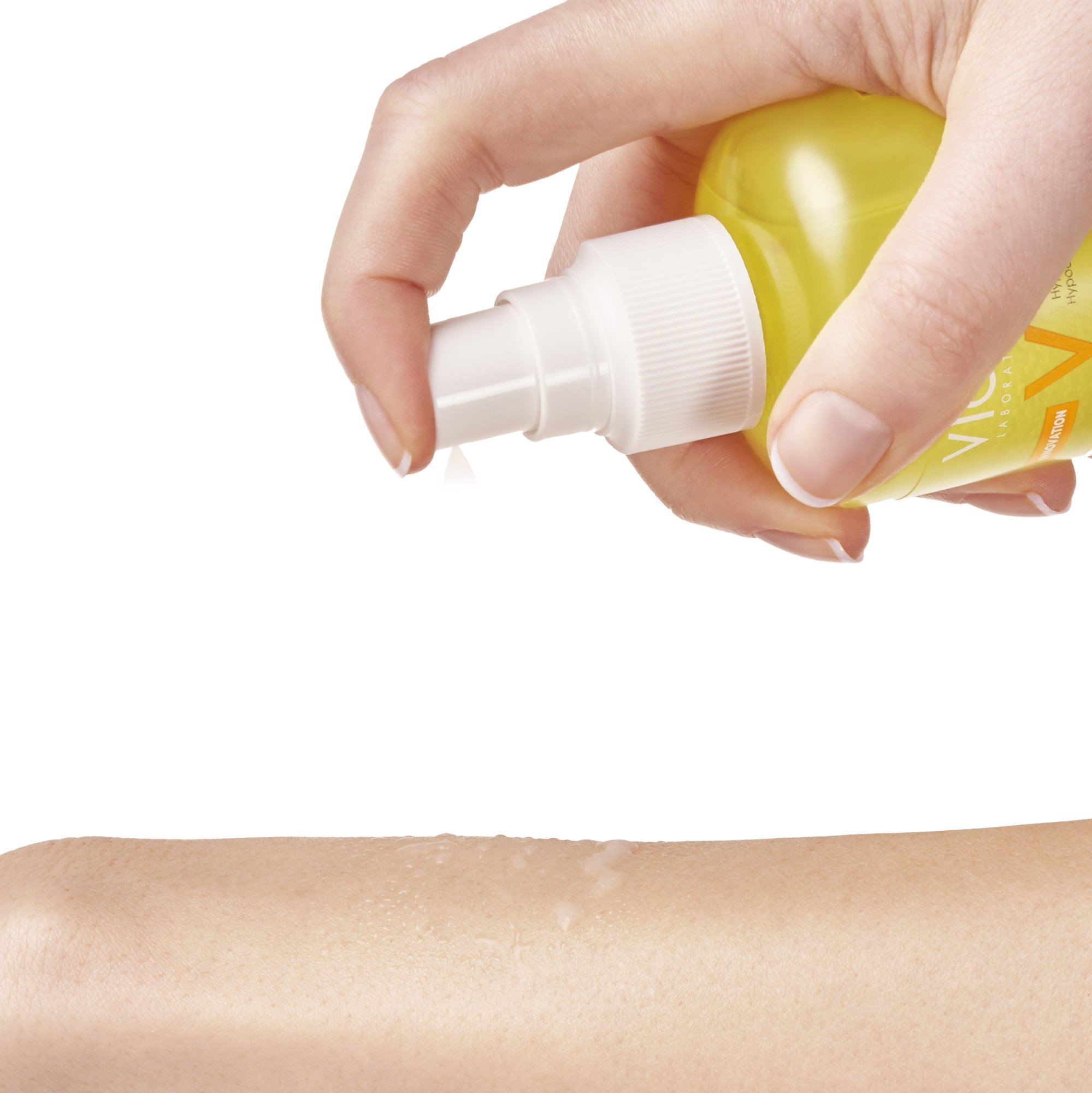 VICHY Sonnenspray mit Hyaluron LSF 30, Bis zu 24 Stunden lang Feuchtigkeit & Schutz vor UVA-, UVB- und langen UVA-Strahlen, Antioxidative Wirkung, Capital Soleil, 200 ml (Packung mit 2)