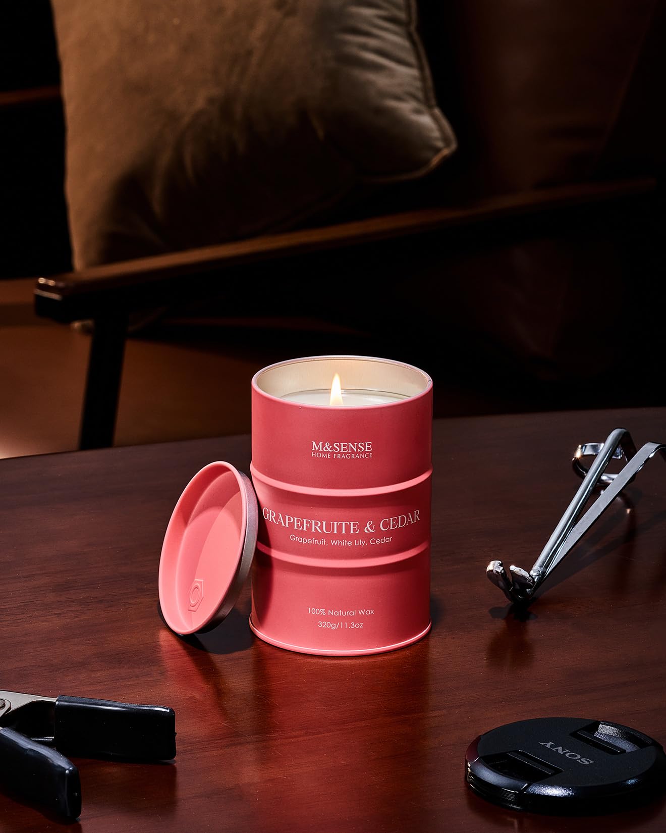 M&SENSE Grapefruit Cedar Scented Candle, 320g Organic Soy Wax, Up to 70 Hours Burn Time, Non Toxic Fresh Home Fragrance - Image 4