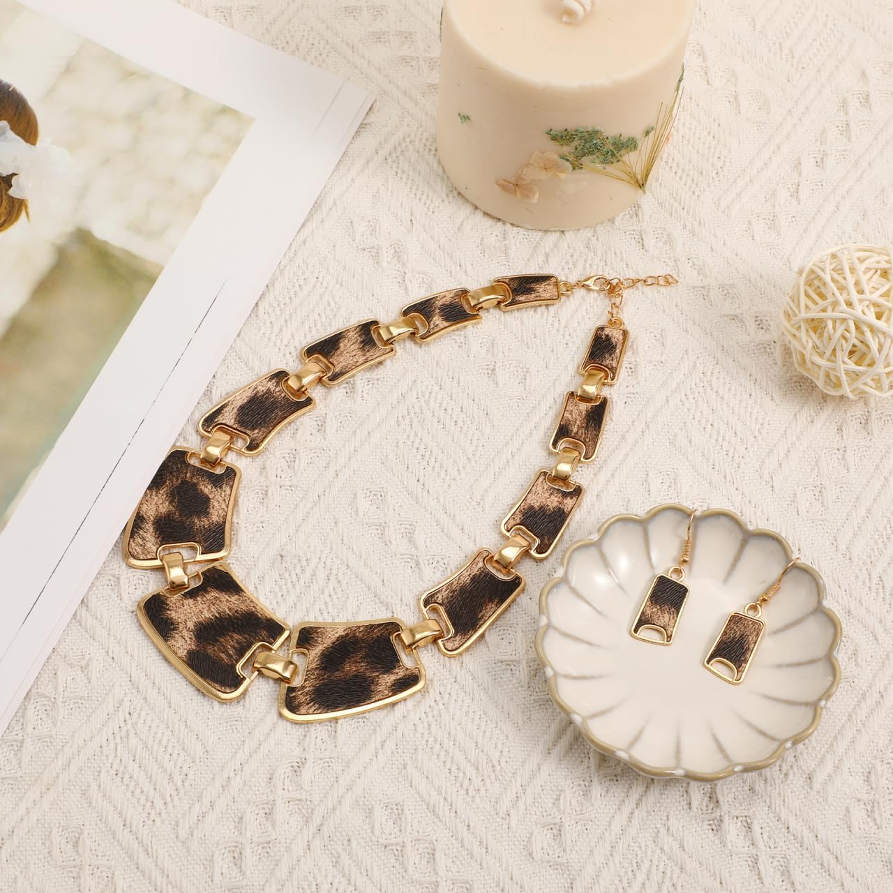 IMIKEYA Luxurious Leopard Print Necklace Earring Set Metal Jewelry for Women for Special Events Daily Wear, 38.00X3.50X0.50CM, Metal, alloy - Image 7