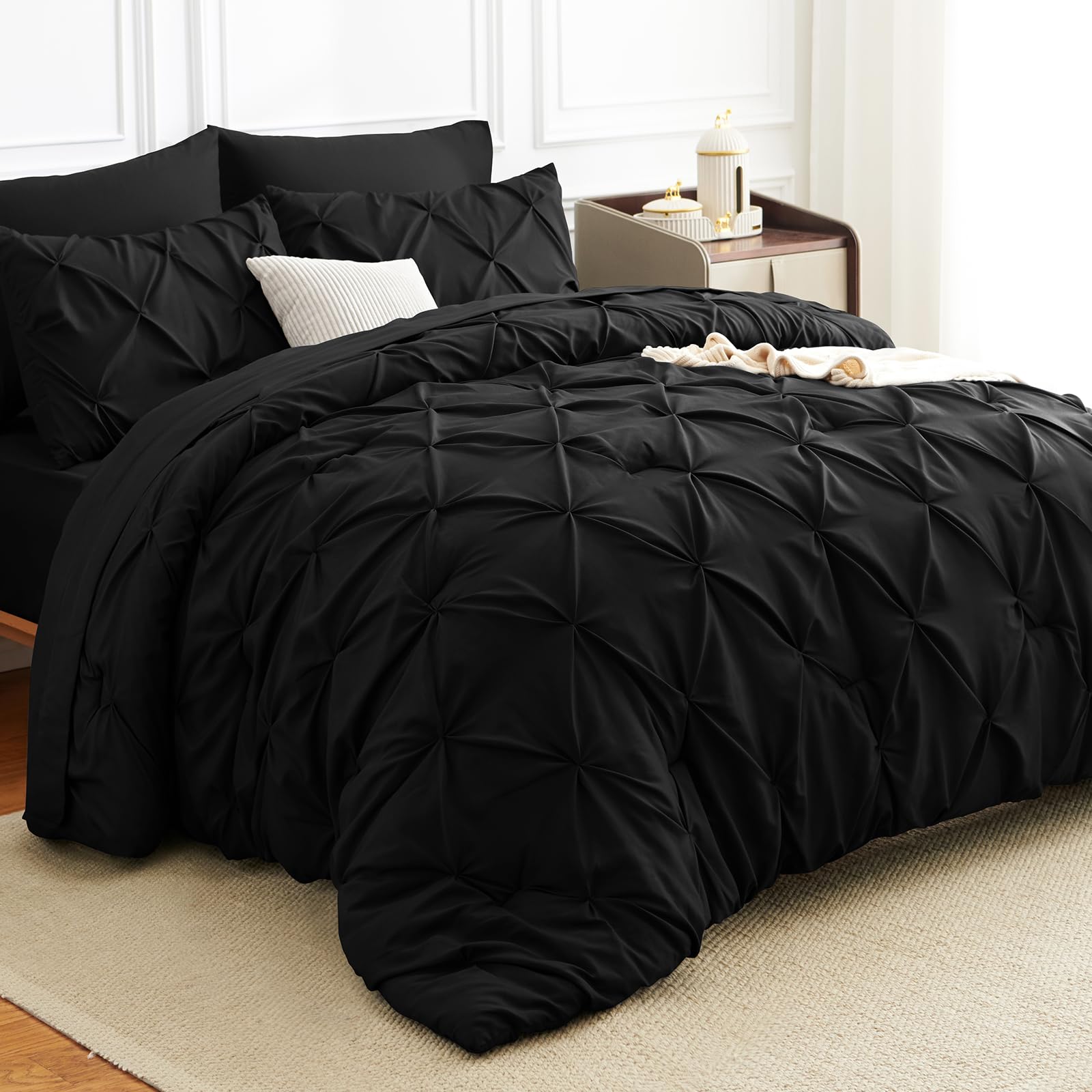 HIMEET King Comforter Set 7 Pieces Bed in A Bag Black Luxury Soft King Size Bed Set Pintuck Pinch Pleat Bedding Sets with Comforter, Flat Sheet, Fitted Sheet and Pillowcases & Shams