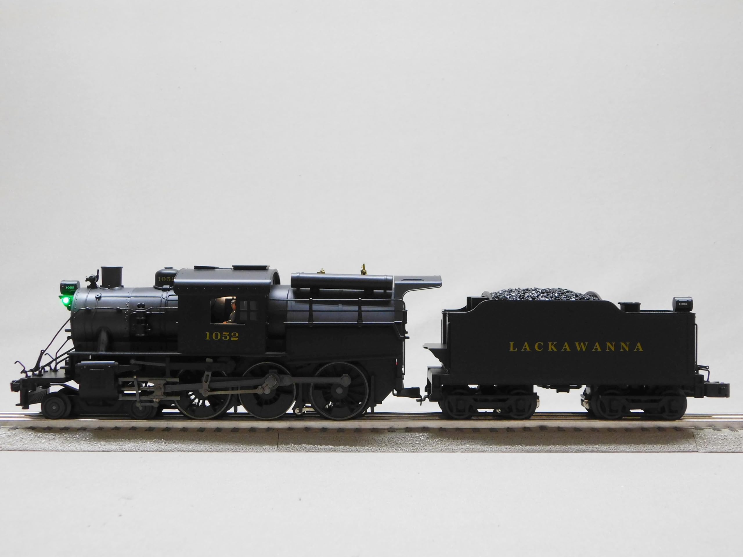 Lionel DL&W Legacy 4-6-0#1052 Camelback STEAM Engine O Gauge 2331550