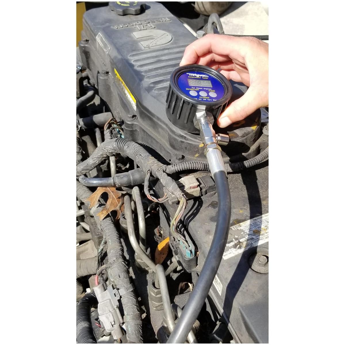 Mityvac MV5535 Digital Diesel Compression Test Kit Memorizes The Peak Compression Value for Each Cylinder up to 12 Cylinders, Powered by 9-Volt Battery, Black