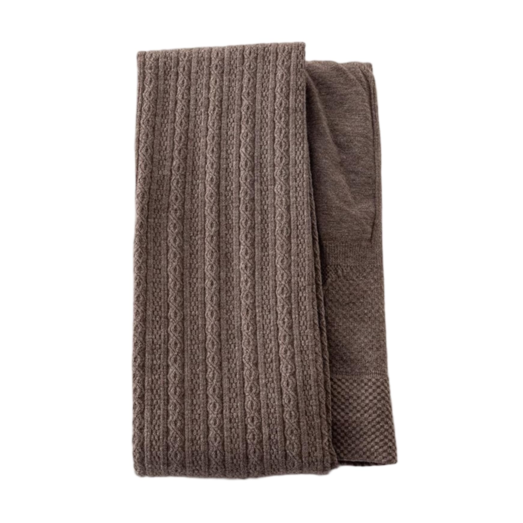 Medias de punto trenzado para mujer, ideales para lucir faldas con estilo en invierno 7