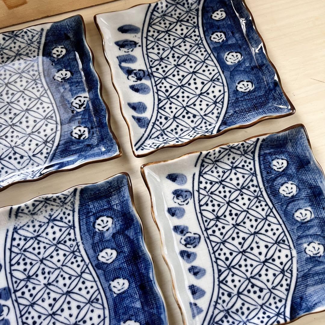 Amazon.co.jp: 瀬戸焼 錦山 梅祥瑞銘々皿揃 6客 青 : 文房具・オフィス用品