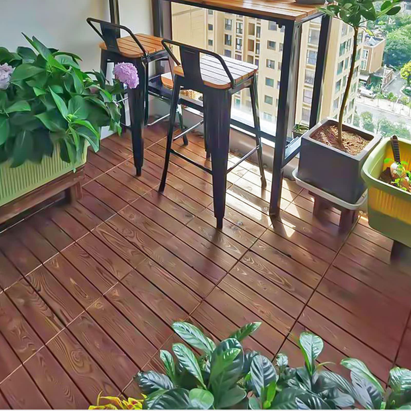 SUNGOOYUE Piastrelle per Pavimenti in Legno per Esterni Blocchi per Pavimento in Pino Canfora Naturale 10 Pezzi Base a Vite Aggiornata Piastrelle per Ponte Ad Incastro Facili da Installare per Balcone
