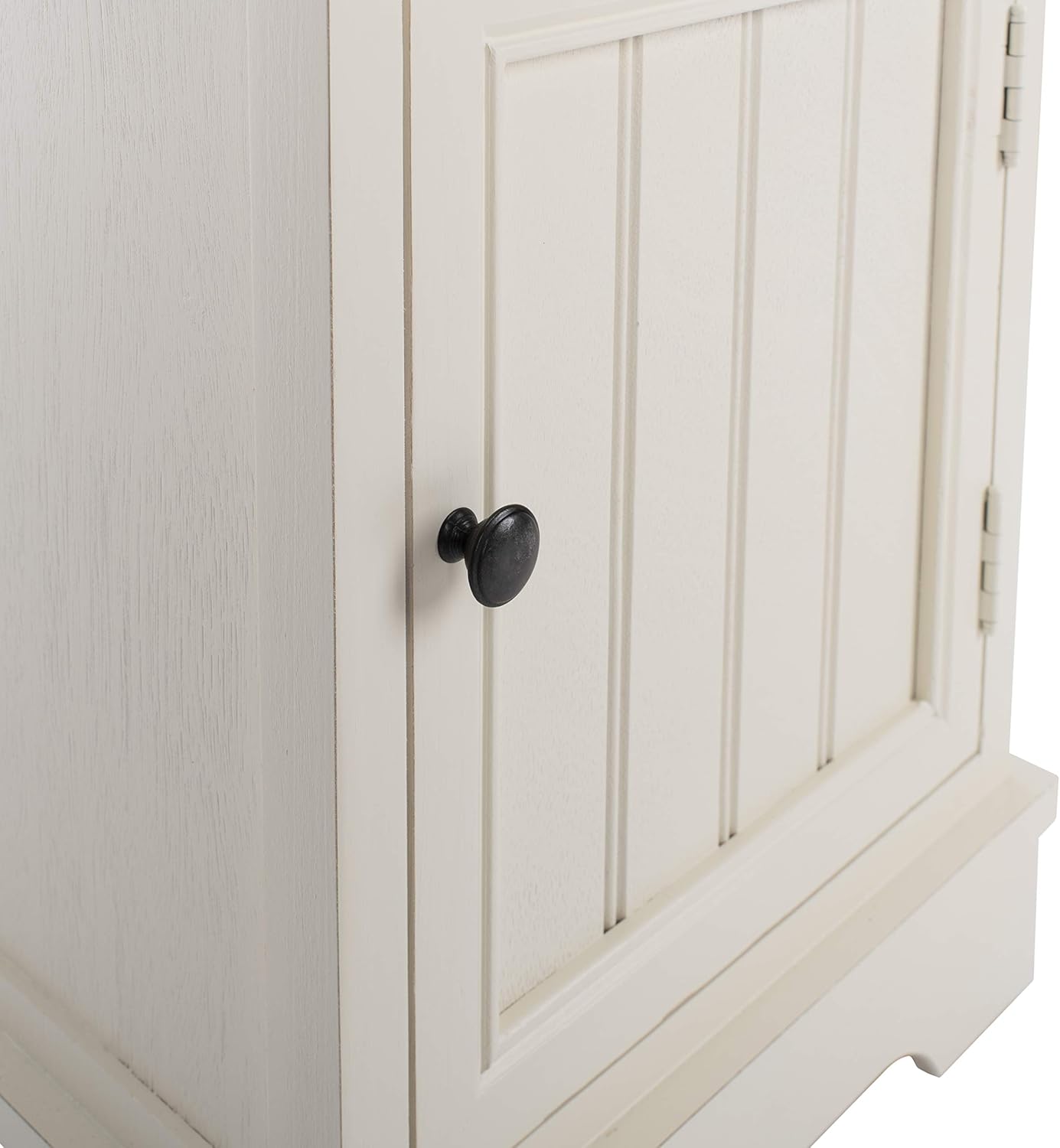 SAFAVIEH Home Collection – Connery Distressed Vintage White Storage Cabinet with Rattan Baskets & Bottom Door, Farmhouse Accent Storage, Fully Assembled (AMH5742B)