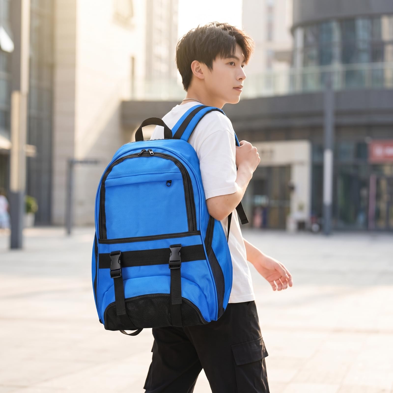 Zaino Sportivo Borsa Porta Attrezzatura Borsone Zainetto Scomparto Strutturato Capacità 20-35 L Cinghie con Fibbia Regolabile Spallacci Imbottiti, Array, Rosso
