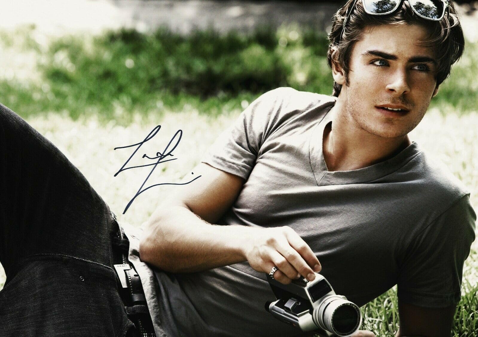 Zac Efron Autographed Signed A4 Photo Print 1