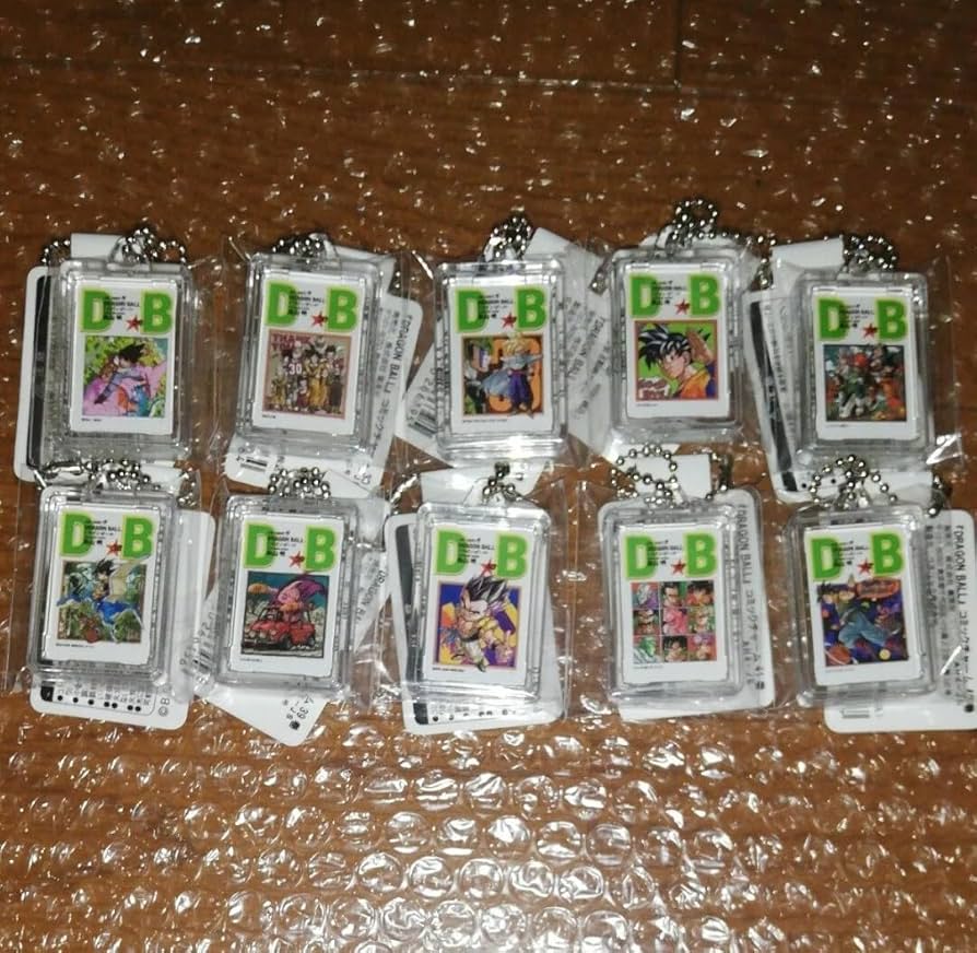 Amazon.co.jp: コミックチャーム キーホルダー JUMPSHOP 限定 グッズ