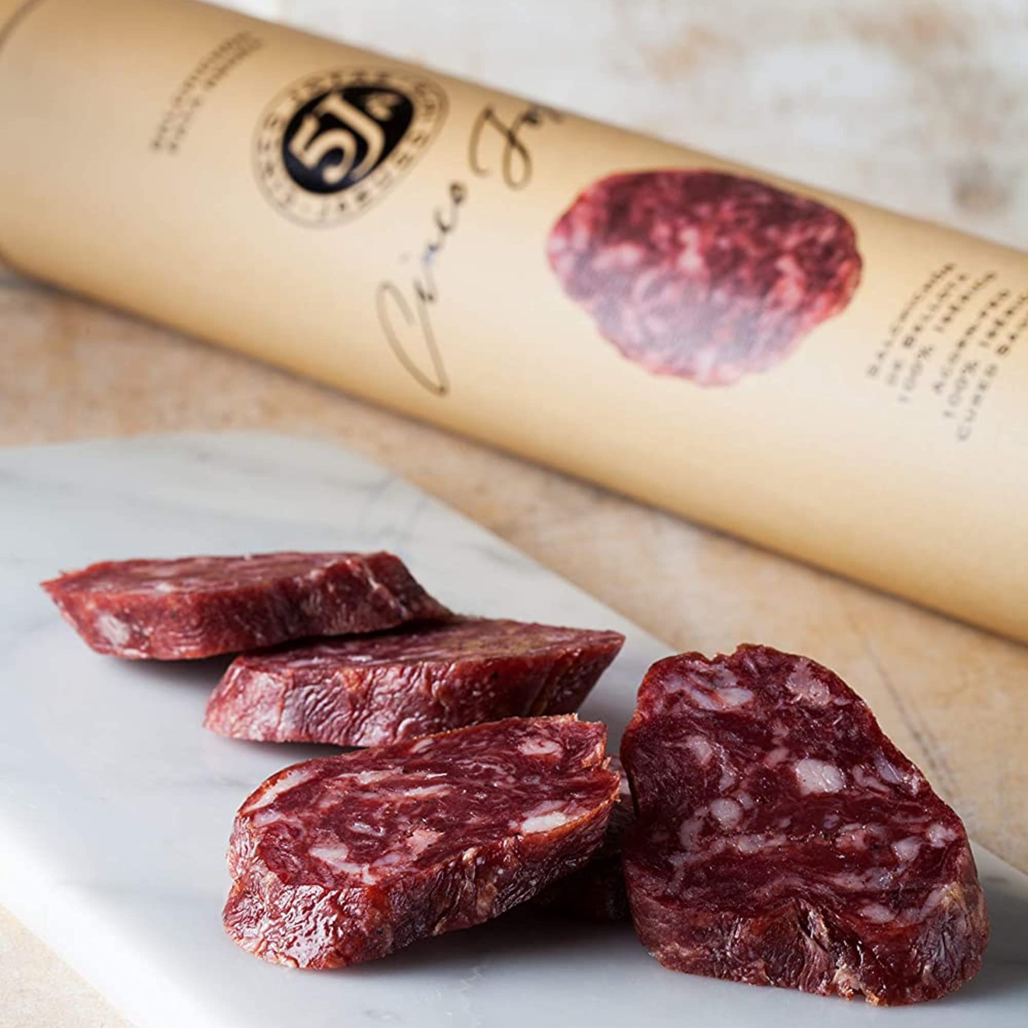 CINCO JOTAS Salame Spagnolo Bellota 100% Iberico | Salame Salchichón de Bellota, Qualità 5J | Maiali Iberici Ruspanti alimentati con Ghiande - Mezza Canna 500 gr circa