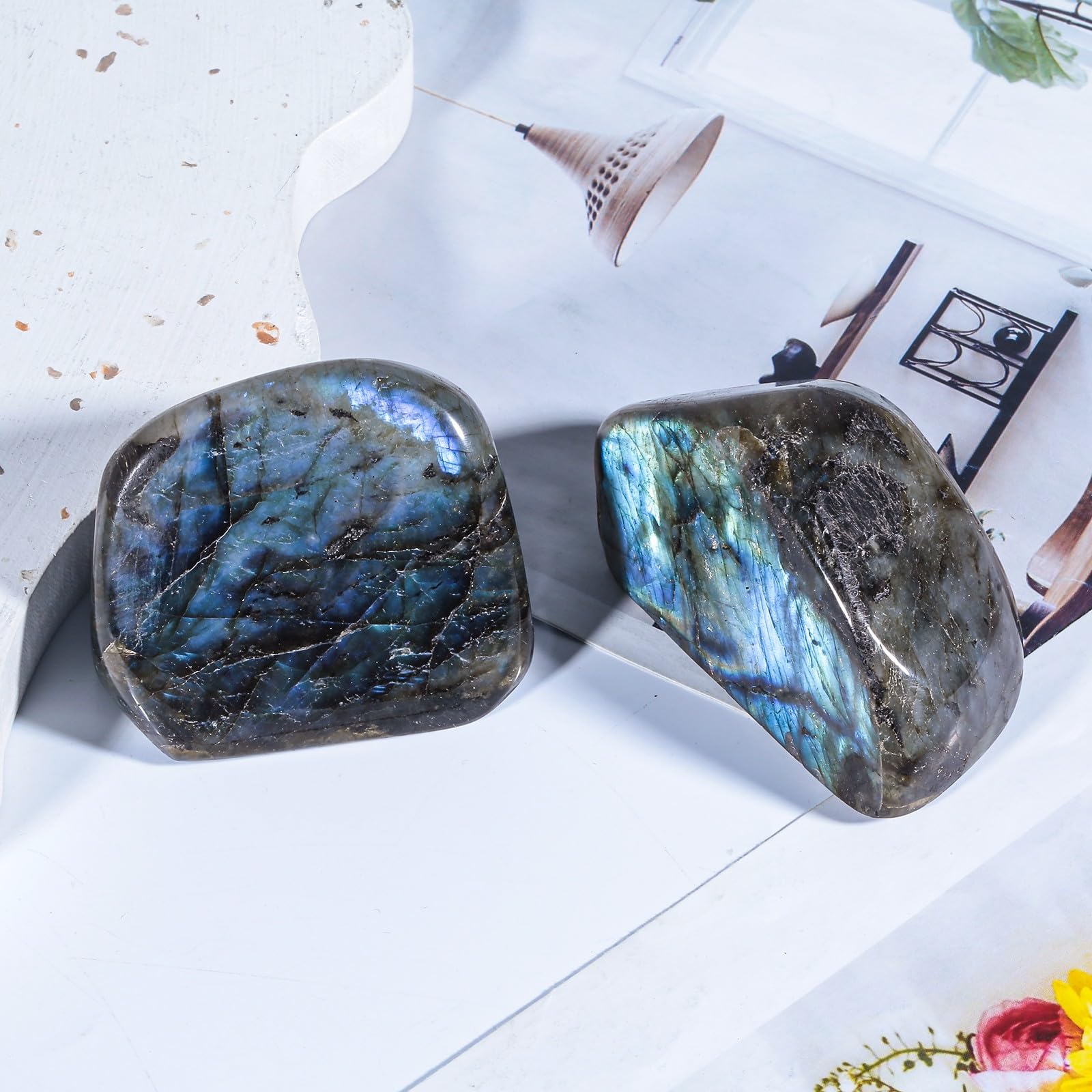 mookaitedecor 100-200g Ornement en Labradorite Naturelle Statue Sculptée en Pierre Irrégulière, Figurine en Pierre Polie Autoportante Décoration d'intérieur, Cadeau Collection de Spécimen Minéral
