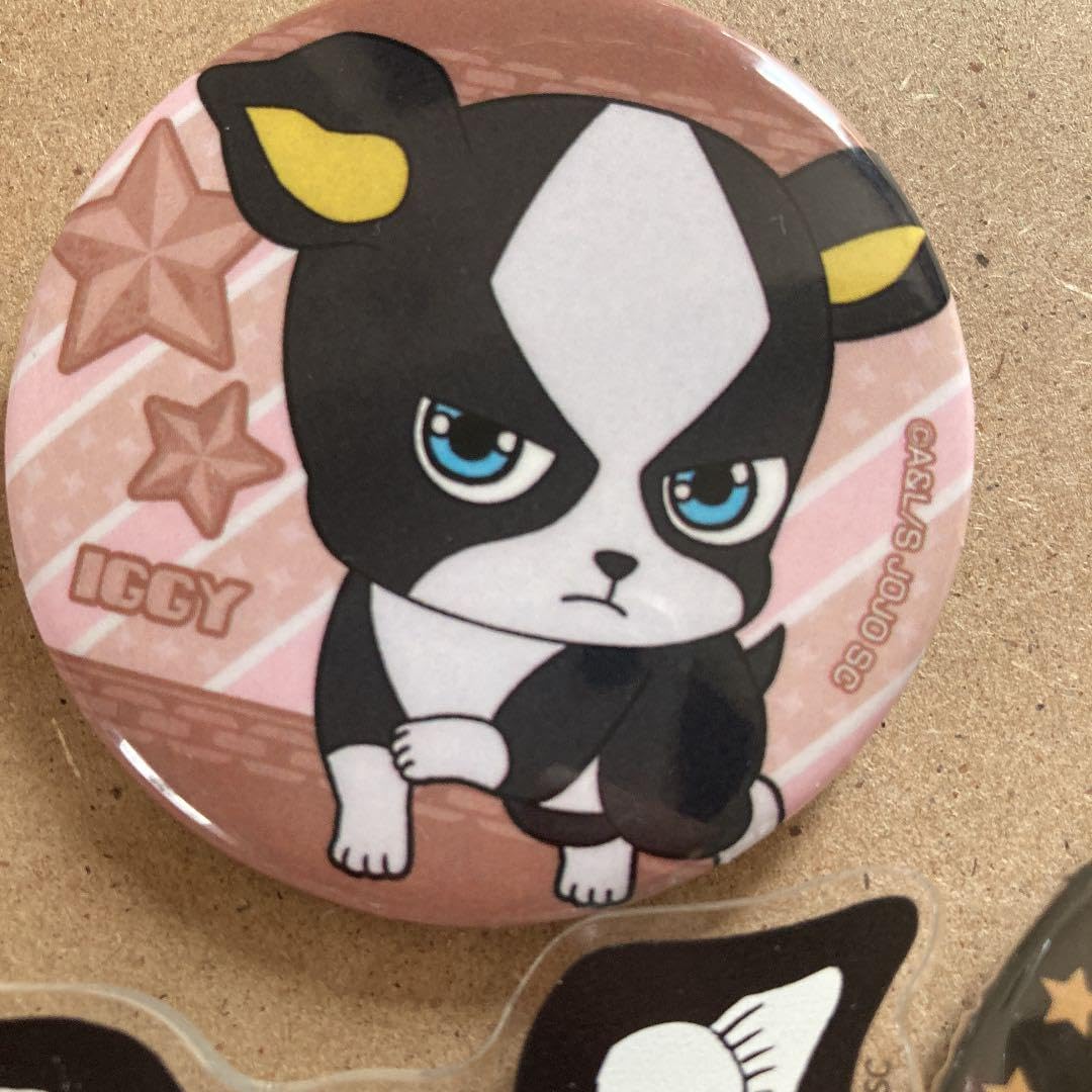 Amazon | ジョジョ イギー 缶バッチ | バッジ | おもちゃ