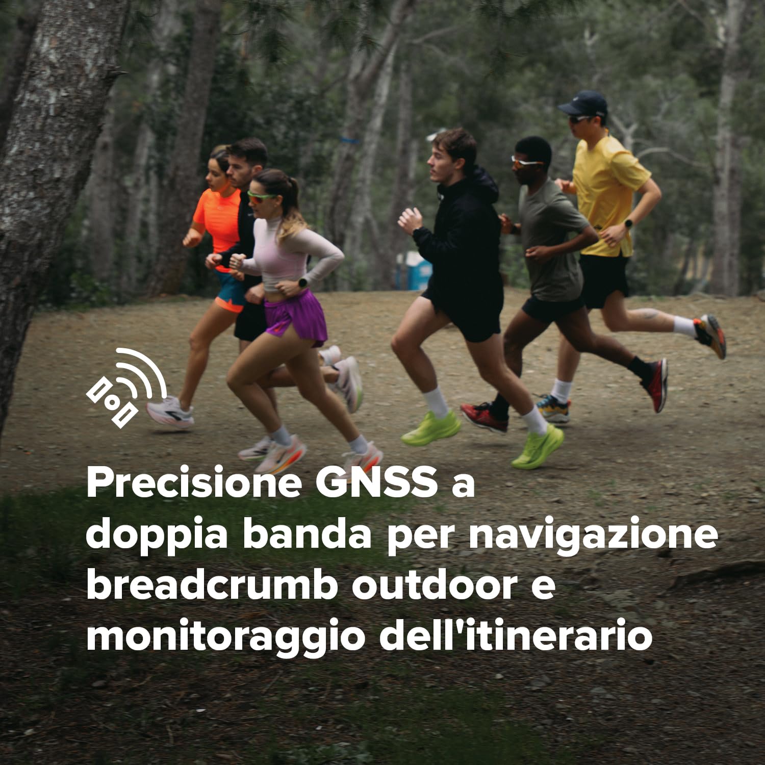 SUUNTO RUN Orologio Sportivo da Corsa, 1,32" AMOLED Touchscreen, Tracker Attività, Smartwatch per Running, GPS Dual Band, Monitoraggio della Frequenza Cardiaca/Sonno, 12 Giorni di Autonomia, Musica
