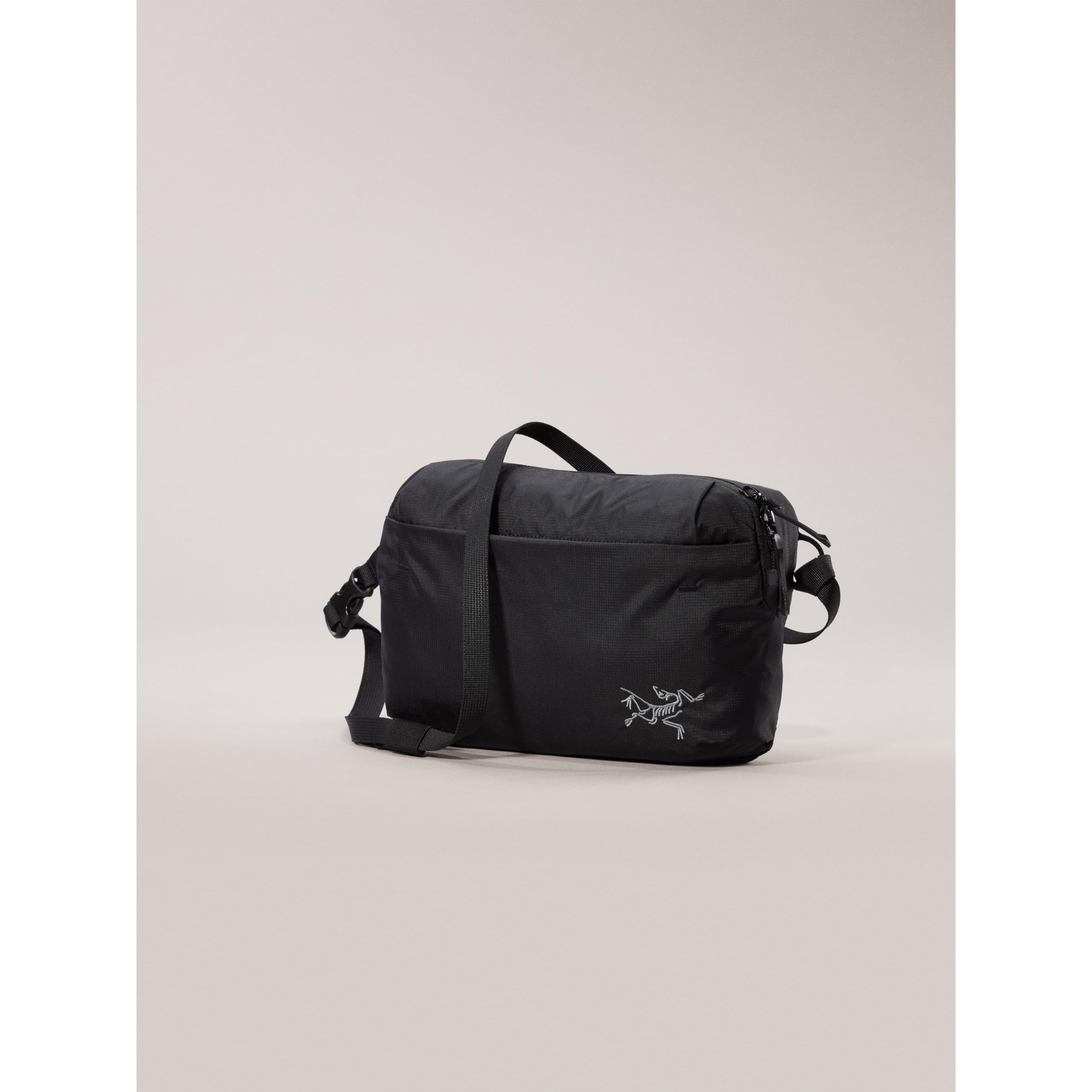 アークテリクス ARC'TERYX ヒリアド 6 クロスボディ バッグ ブラック 楽天市場】ARCTERYX アークテリクス クロスボディバッグ Heliad 6L