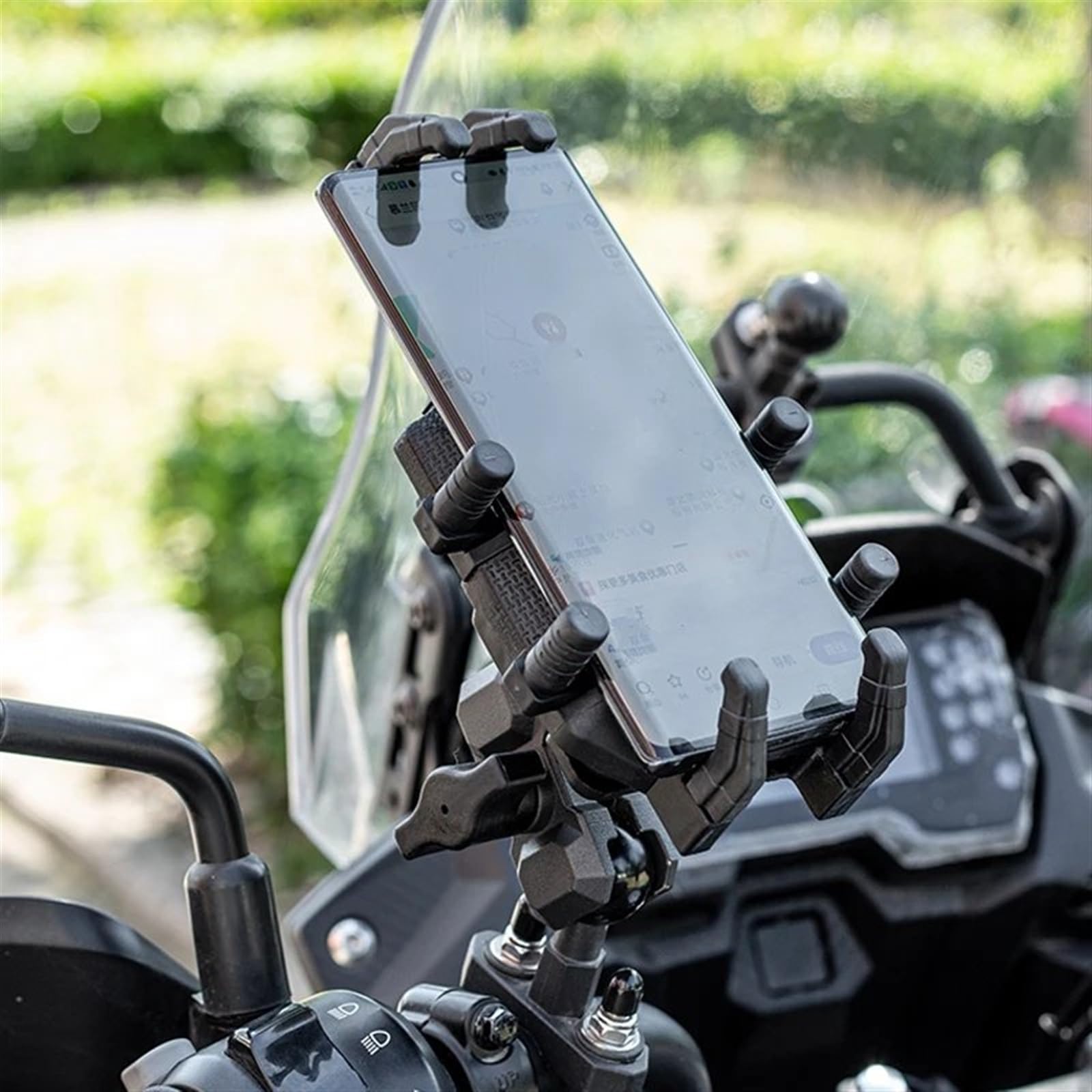 Support Guidonavec avec Support Universel pour Téléphone Vélo Clip Guidon Moto Rotation À 360 Degrés Support Téléphone Portable Porte Telephone Moto(Fine Tube Handlebar)